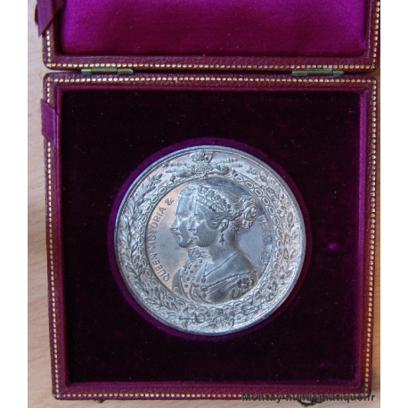 Grande Bretagne Médaille Victoria et Albert 1851