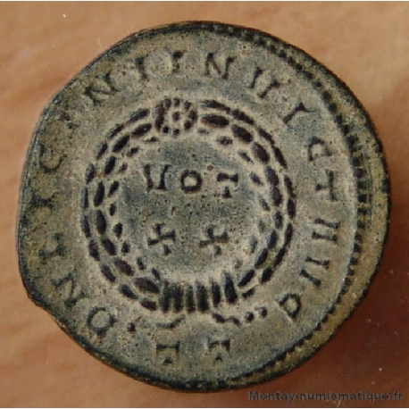 Nummus Licinius Ier + 320 Ticinium / VOT XX