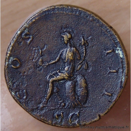 Hadrien Sesterce + 126 Rome ( Rome assise avec Victoire).  