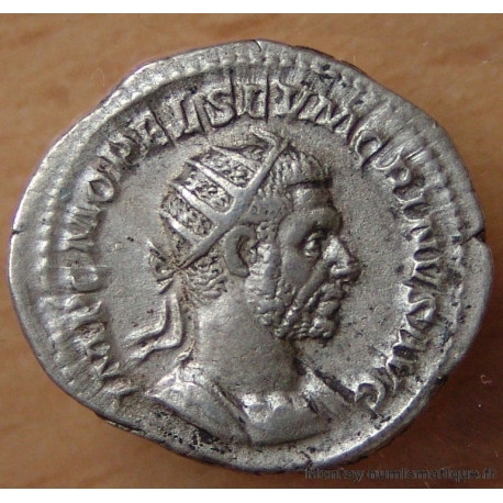 Macrin Antoninien + 217 Rome FIDES MILITVM